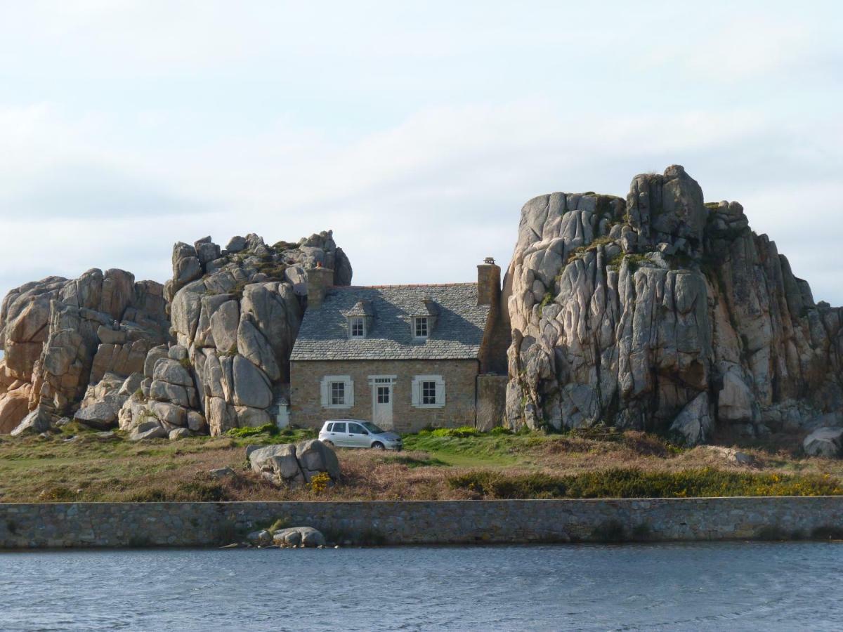 Les Creches De Boiseon Villa Penvénan Buitenkant foto